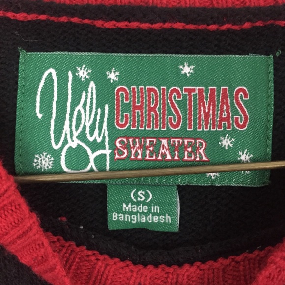 Country Christmas Sweater - Picture 4 of 6